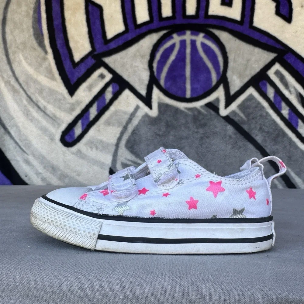 Size‎ 6c - Converse Chuck Taylor All Star 2V sneakers Toddler